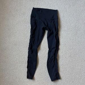 Lululemon leggings size 4